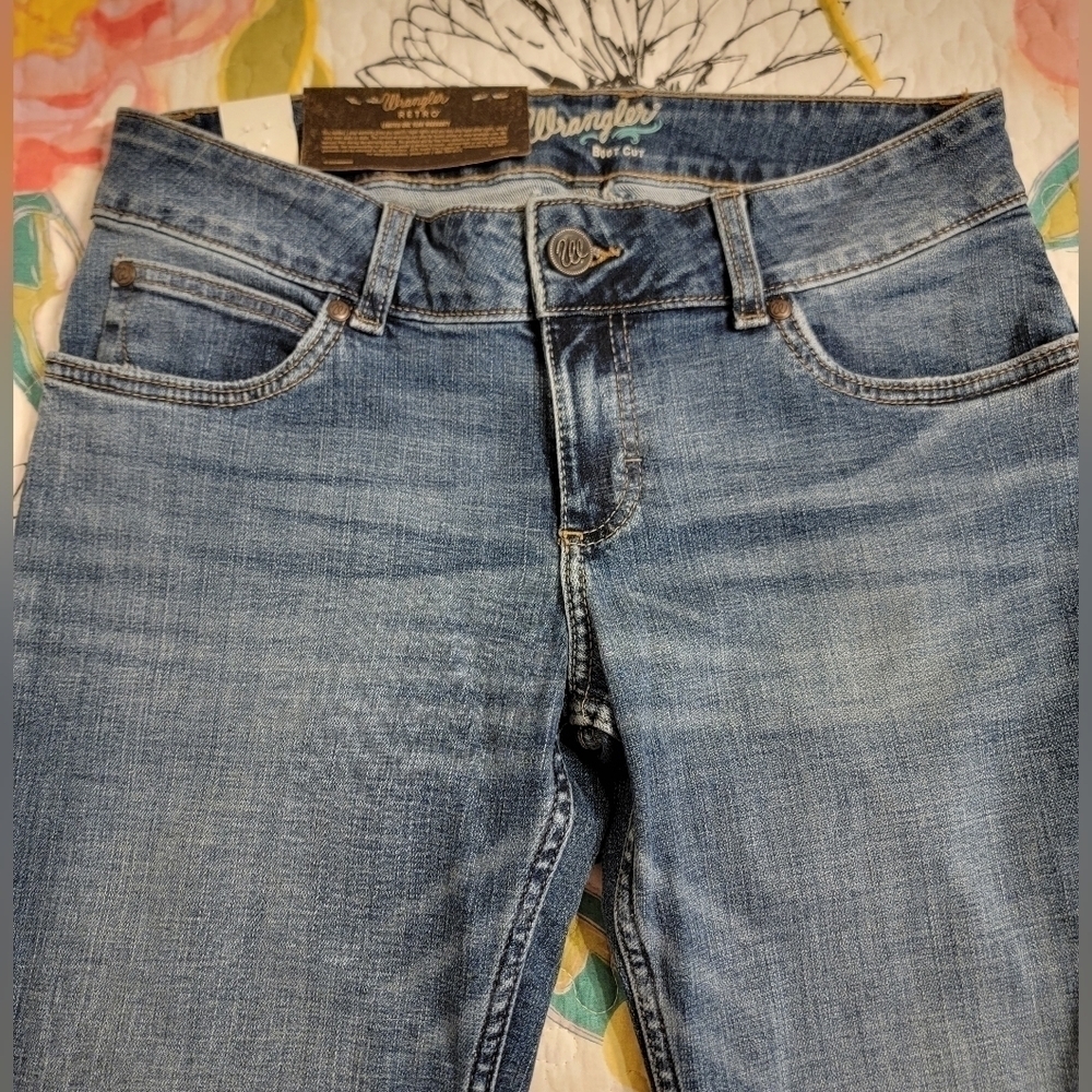 NWT Wrangler Retro Ladies Sadie Boot Cut Jean - Picture 5 of 8
